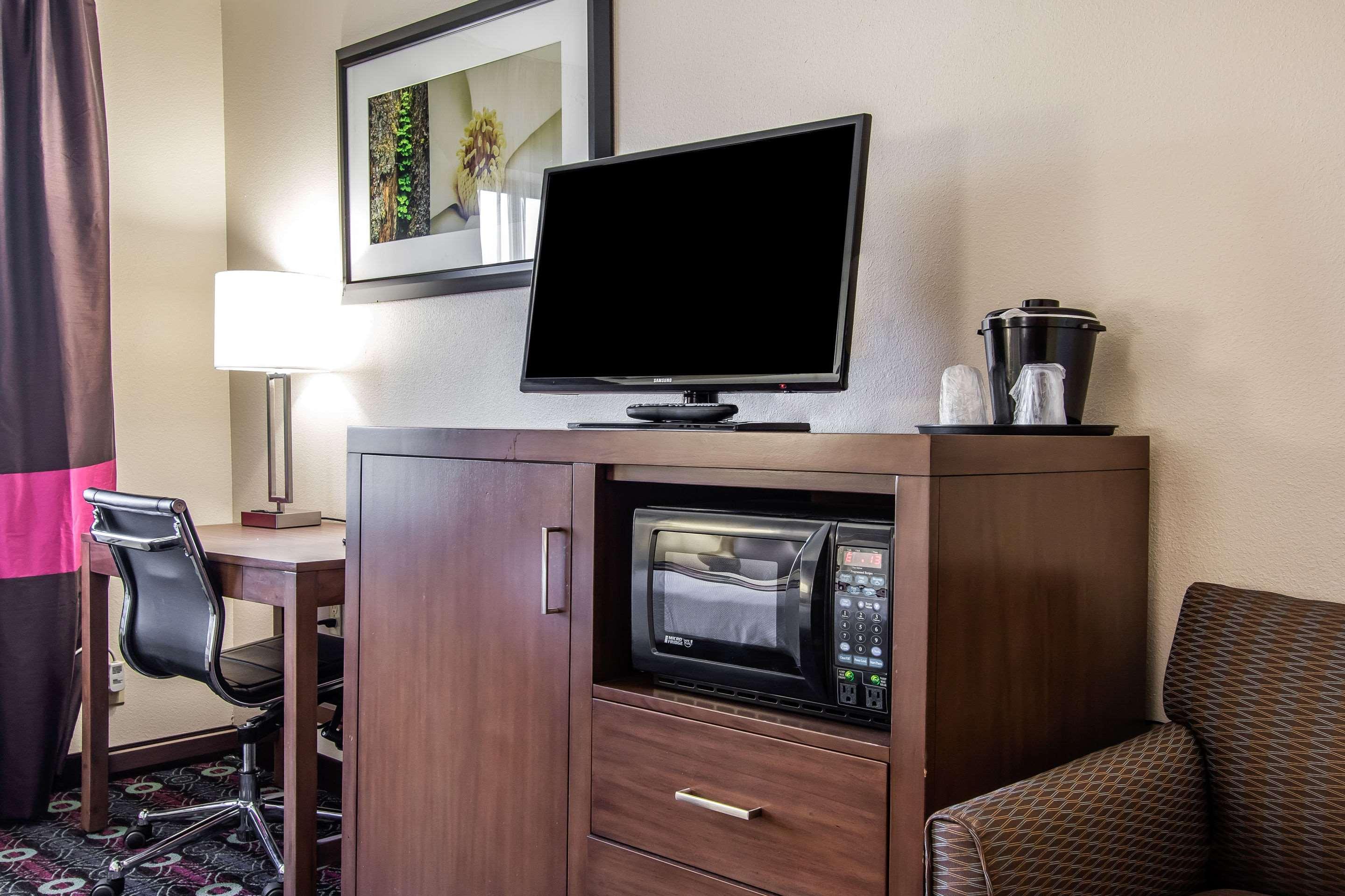 Comfort Inn Midtown Tulsa Esterno foto