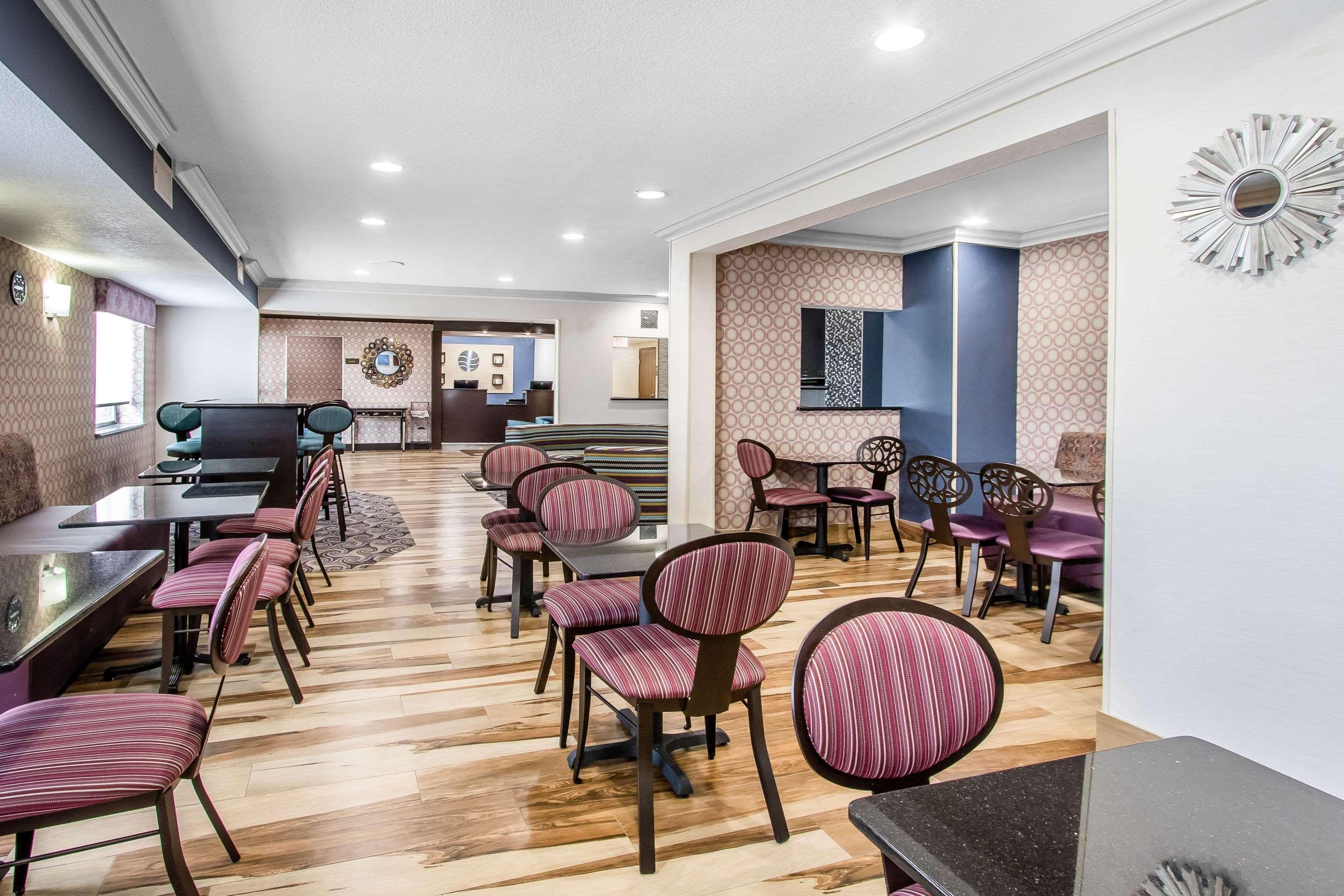 Comfort Inn Midtown Tulsa Esterno foto