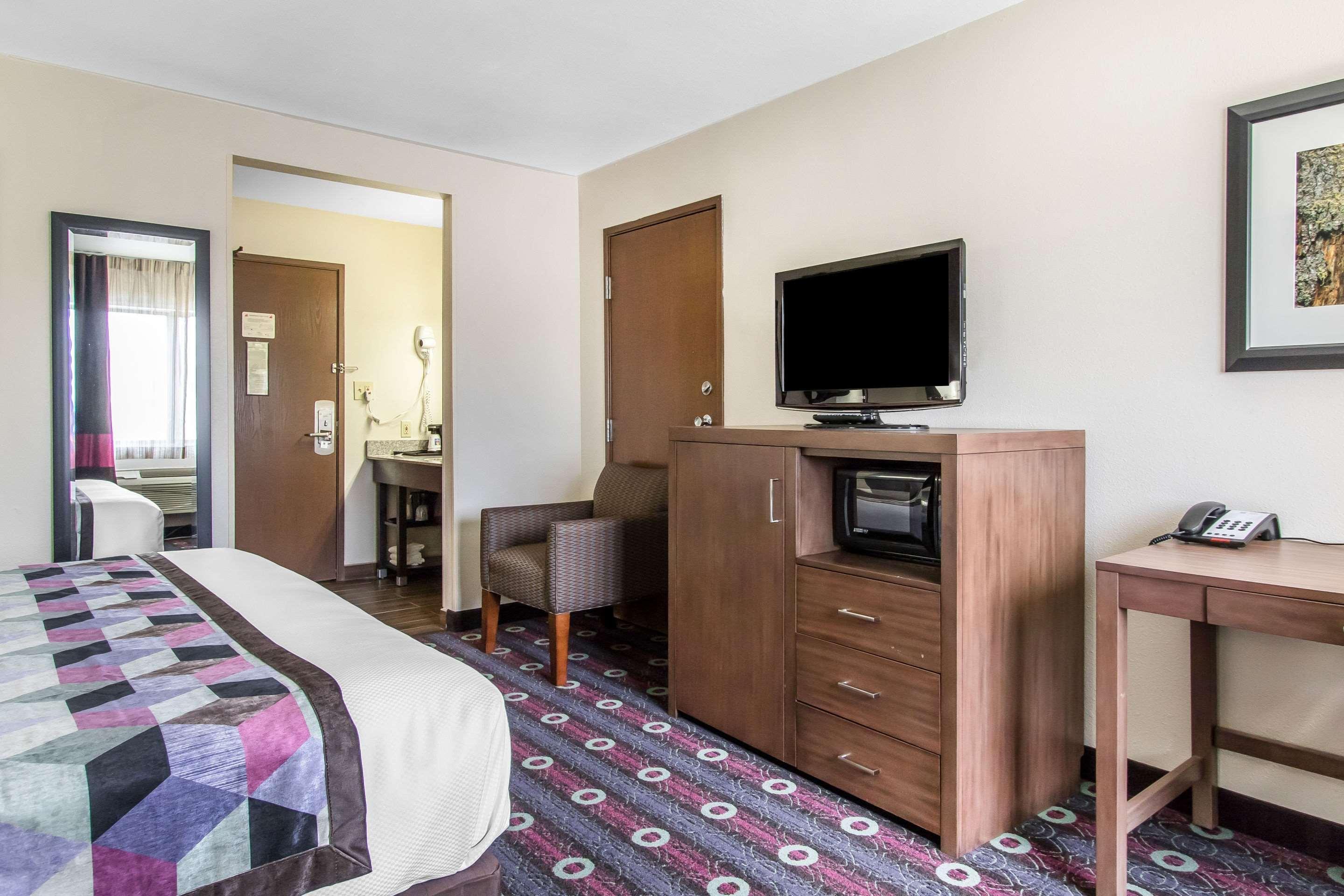 Comfort Inn Midtown Tulsa Esterno foto