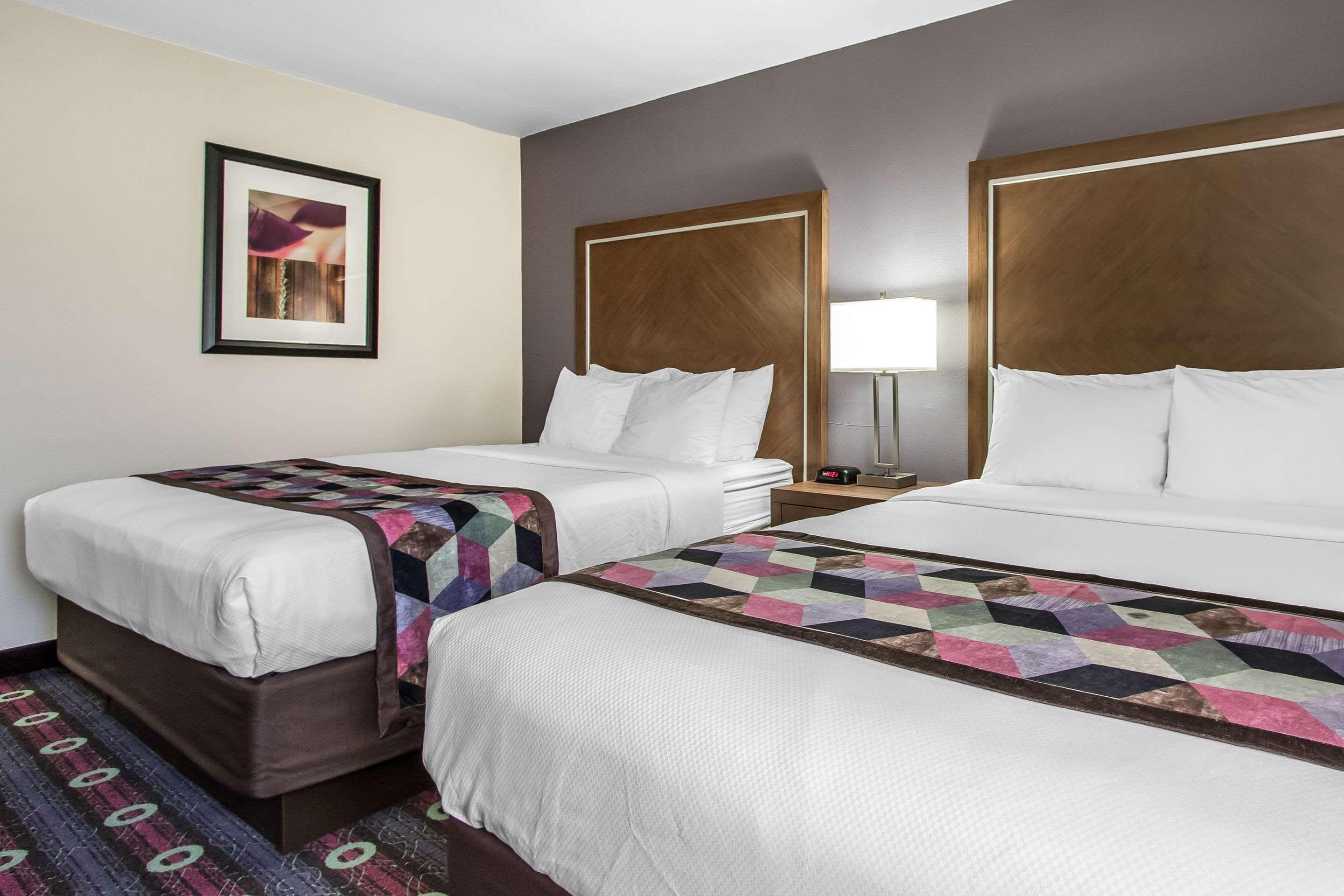 Comfort Inn Midtown Tulsa Esterno foto