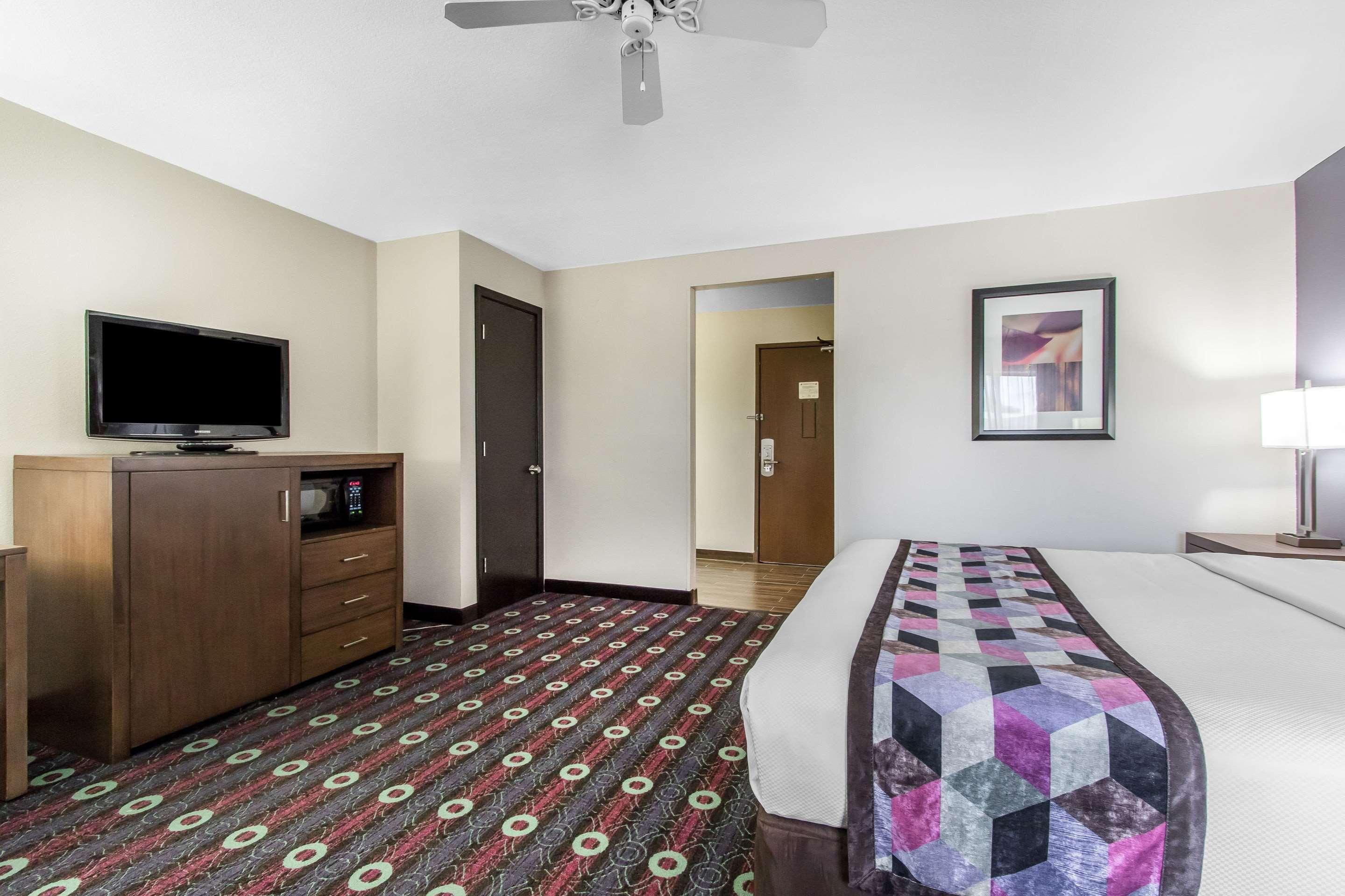 Comfort Inn Midtown Tulsa Esterno foto