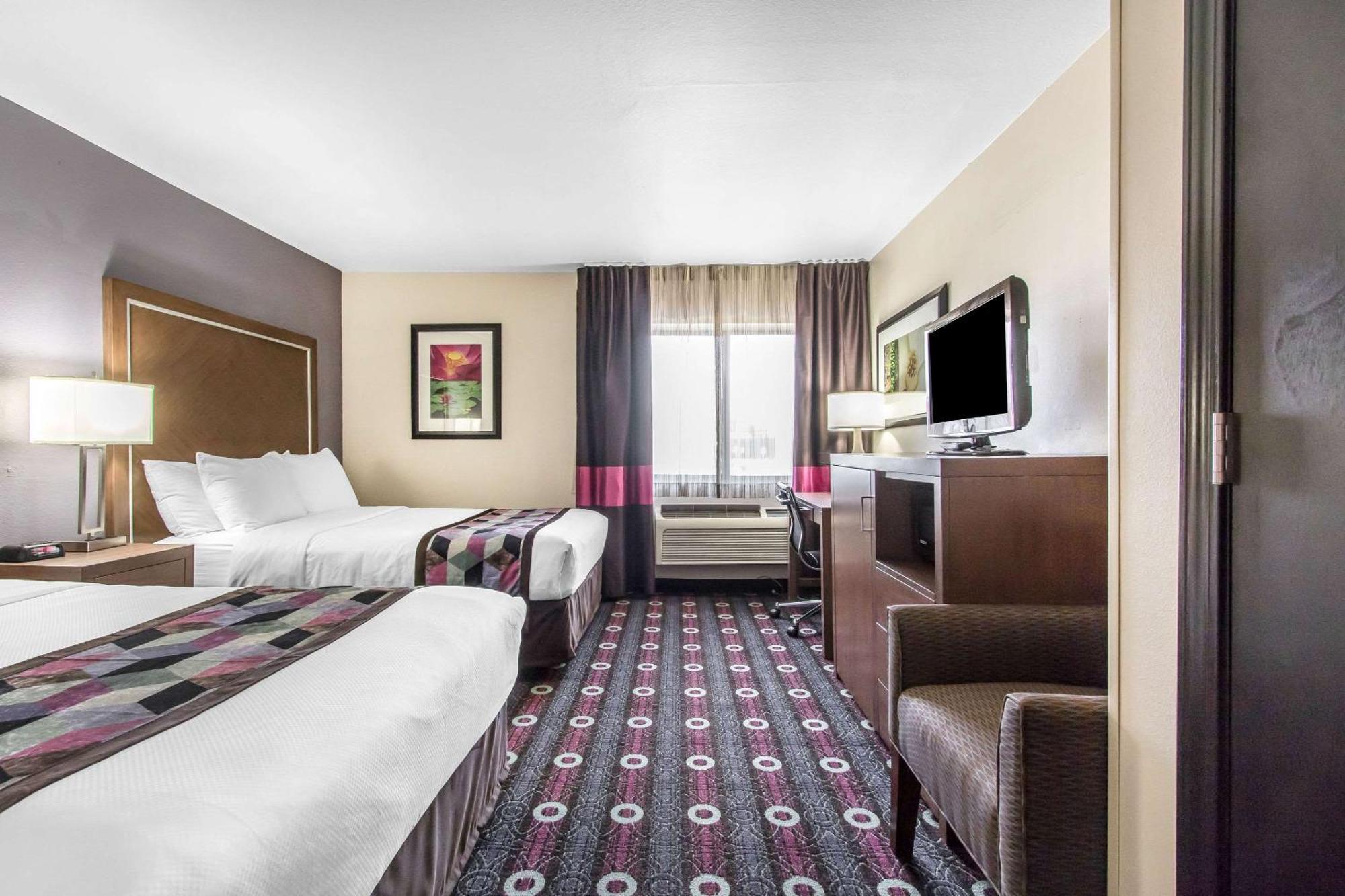 Comfort Inn Midtown Tulsa Esterno foto
