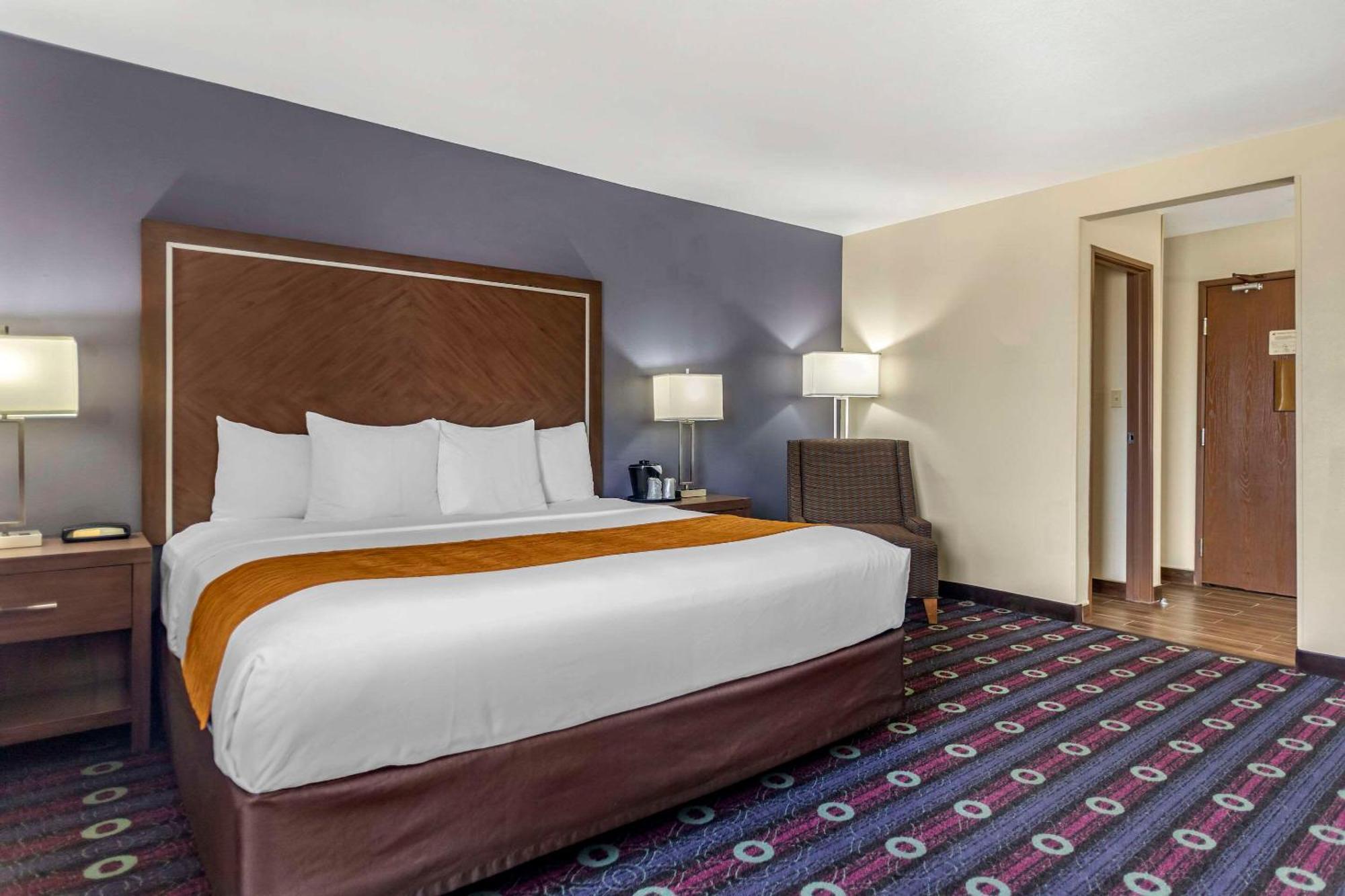 Comfort Inn Midtown Tulsa Esterno foto